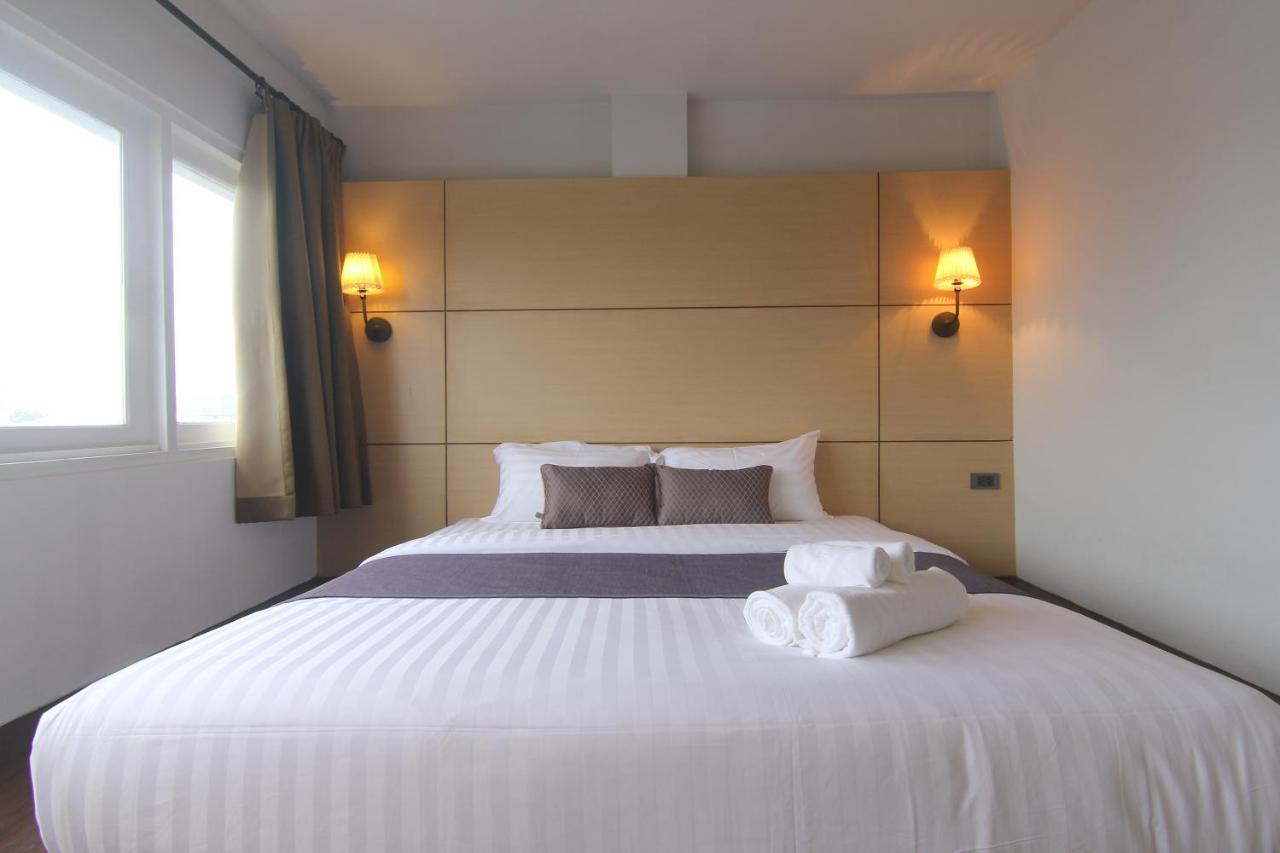 Montree Phuket Hotel Esterno foto