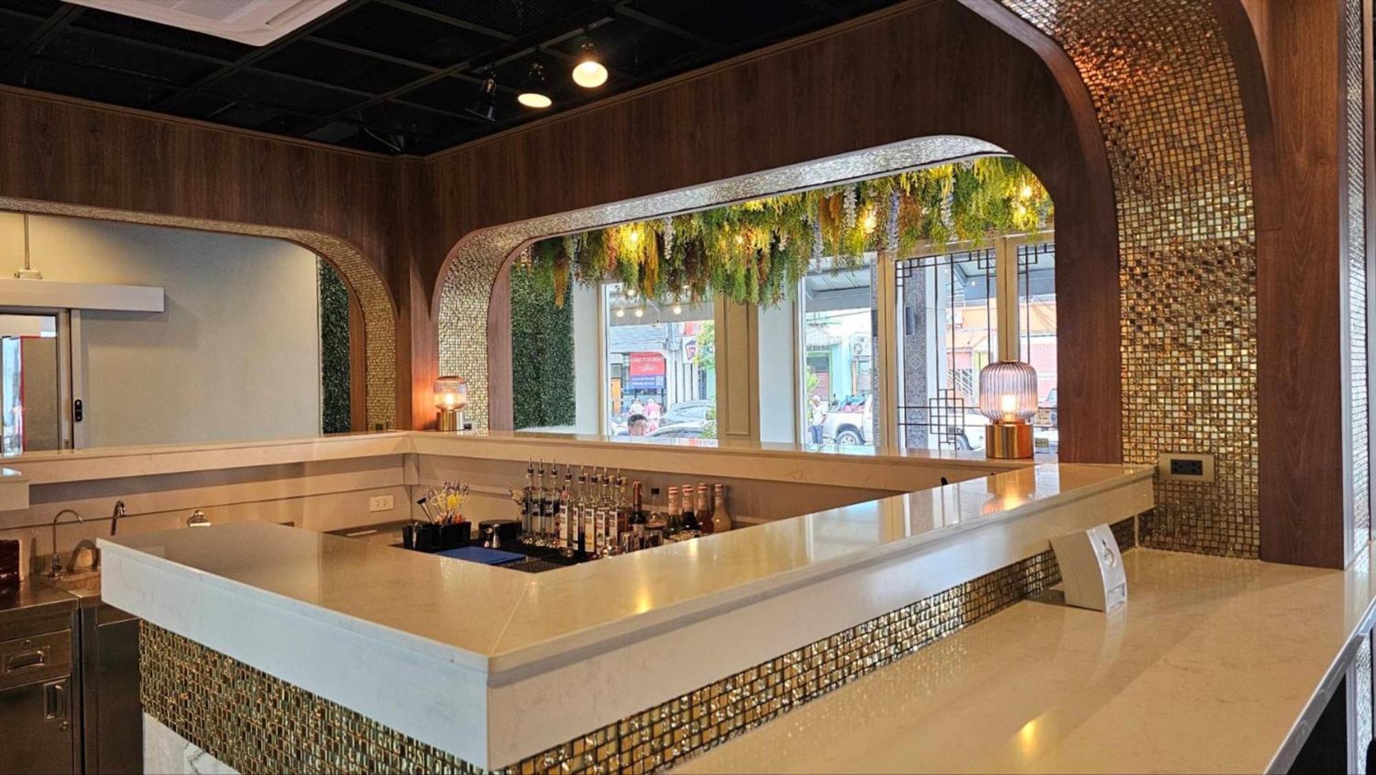 Montree Phuket Hotel Esterno foto