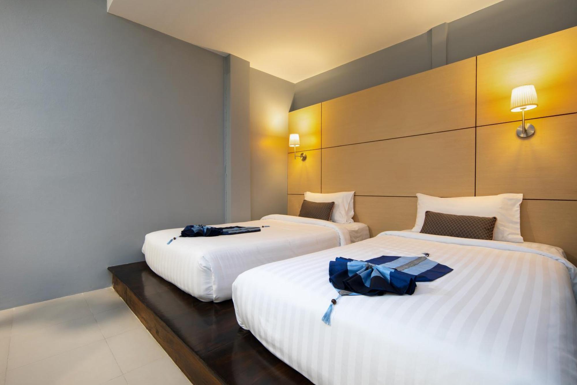 Montree Phuket Hotel Esterno foto