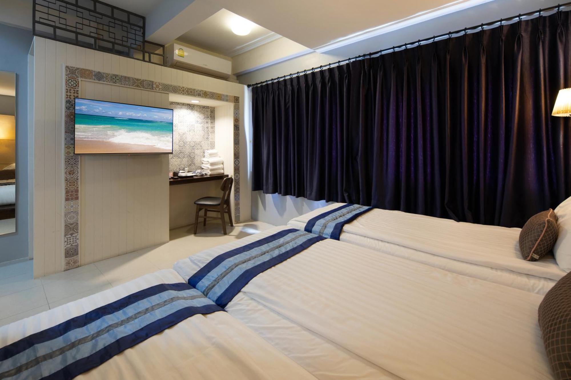 Montree Phuket Hotel Esterno foto