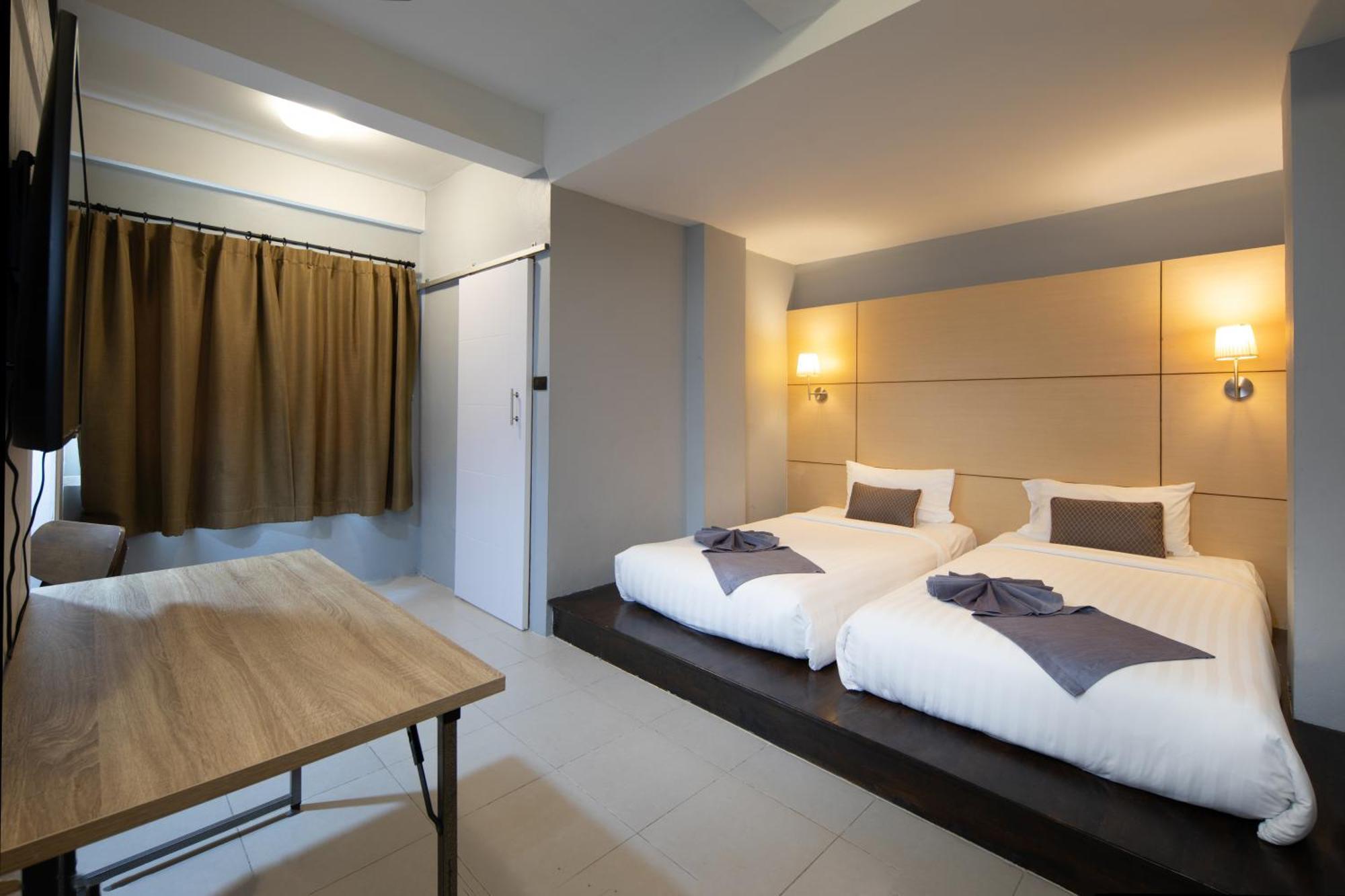 Montree Phuket Hotel Esterno foto