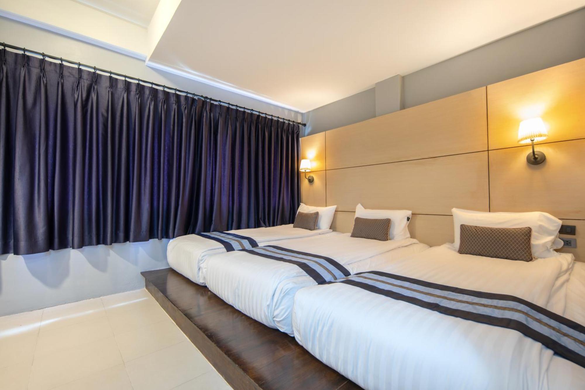 Montree Phuket Hotel Esterno foto
